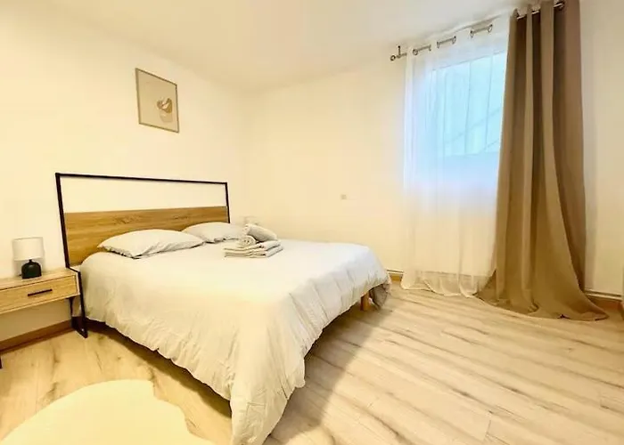 Spacieux 3 A Apartamento