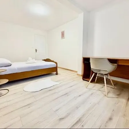 Appartement Spacieux 3 à *